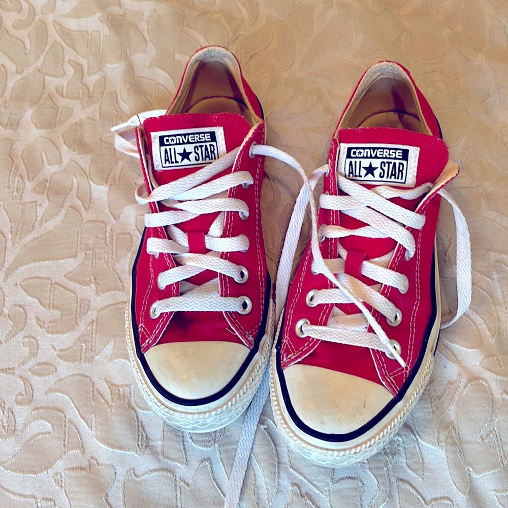 Red Converse